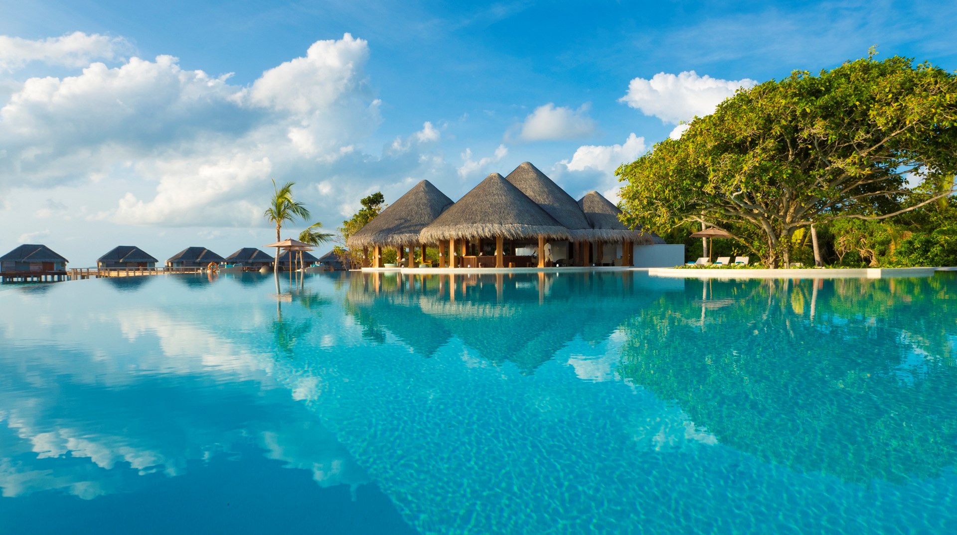 Puur genieten van unieke luxe op de Malediven Dusit Thani Maldives