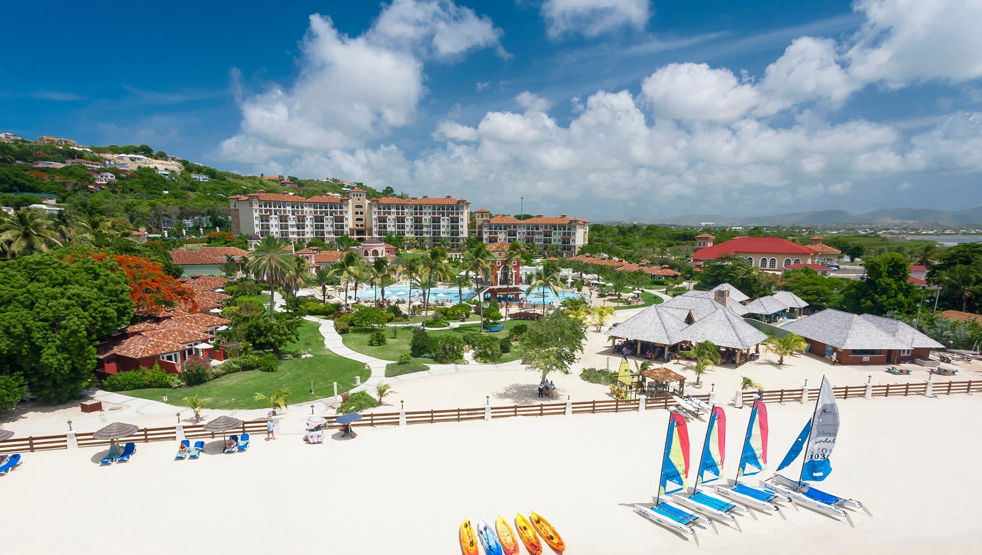 Twee werelden in één romantisch resort! Sandals Grande Antigua Resort & Spa