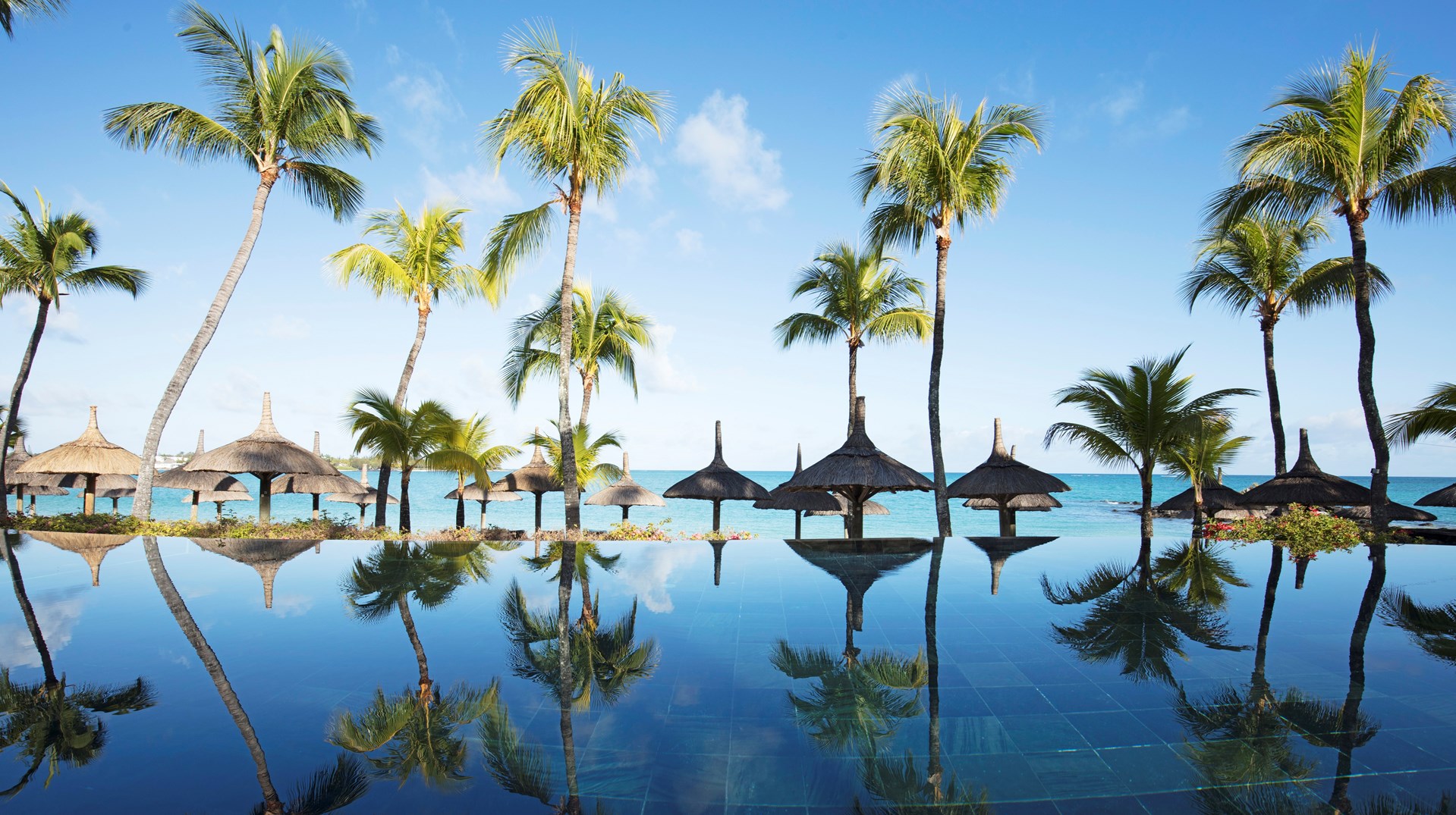 Prestigieus boetiekhotel waar elke suite op de Indische Oceaan uitkijkt... Royal Palm Beachcomber Luxury