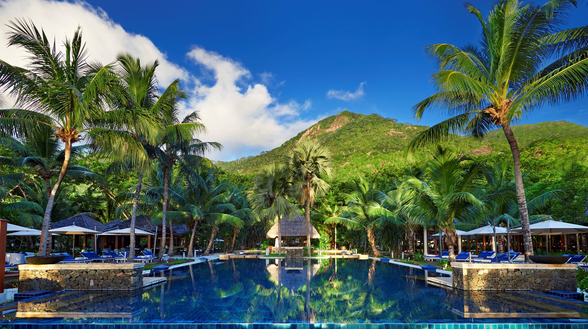 Ruime privévillas in het enige resort op Silhouette Island Hilton Seychelles Labriz