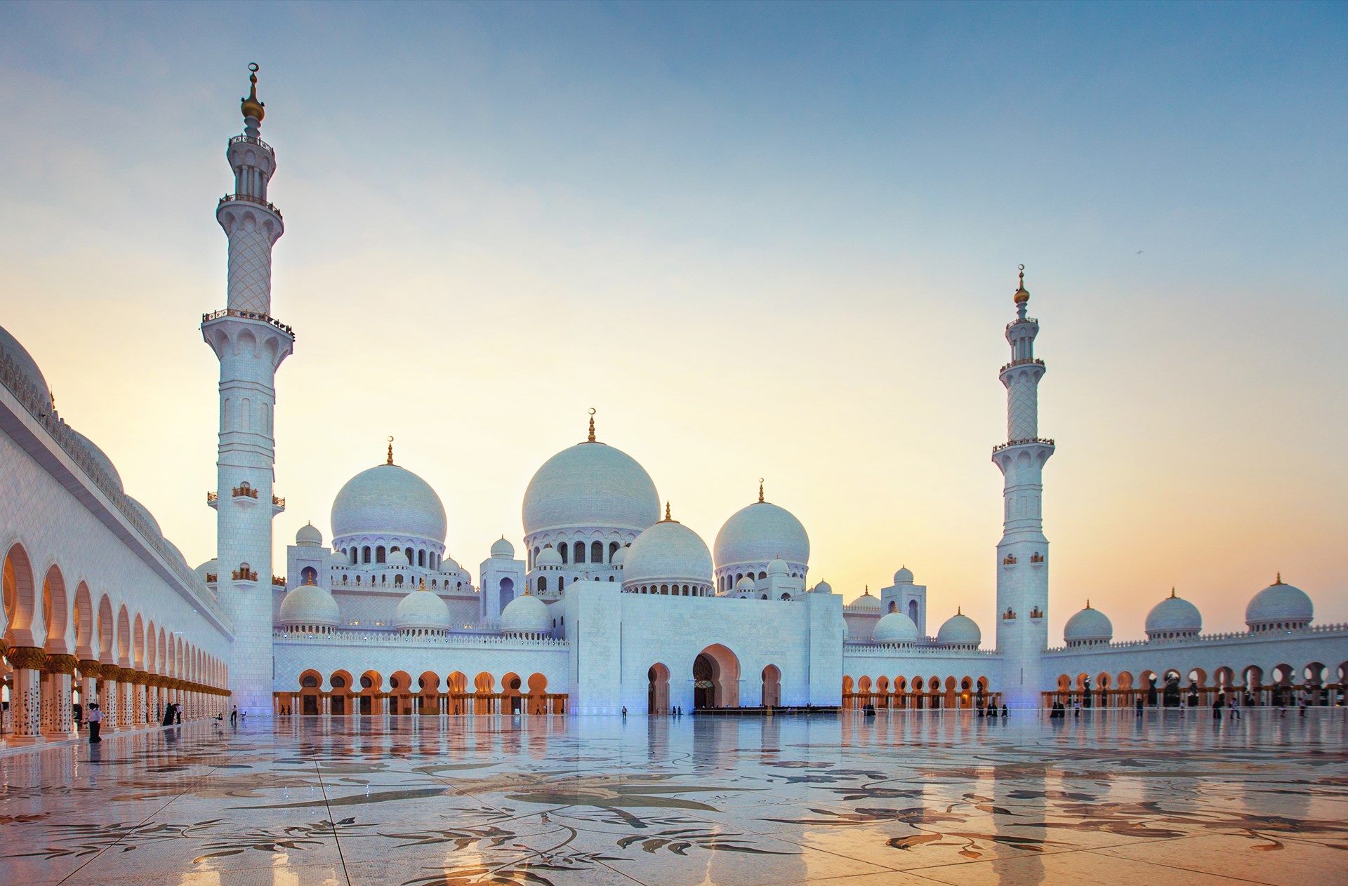 Beleef de moderne magie van het Midden-Oosten Combi Abu Dhabi & Dubai - 2 steden in 1 klap