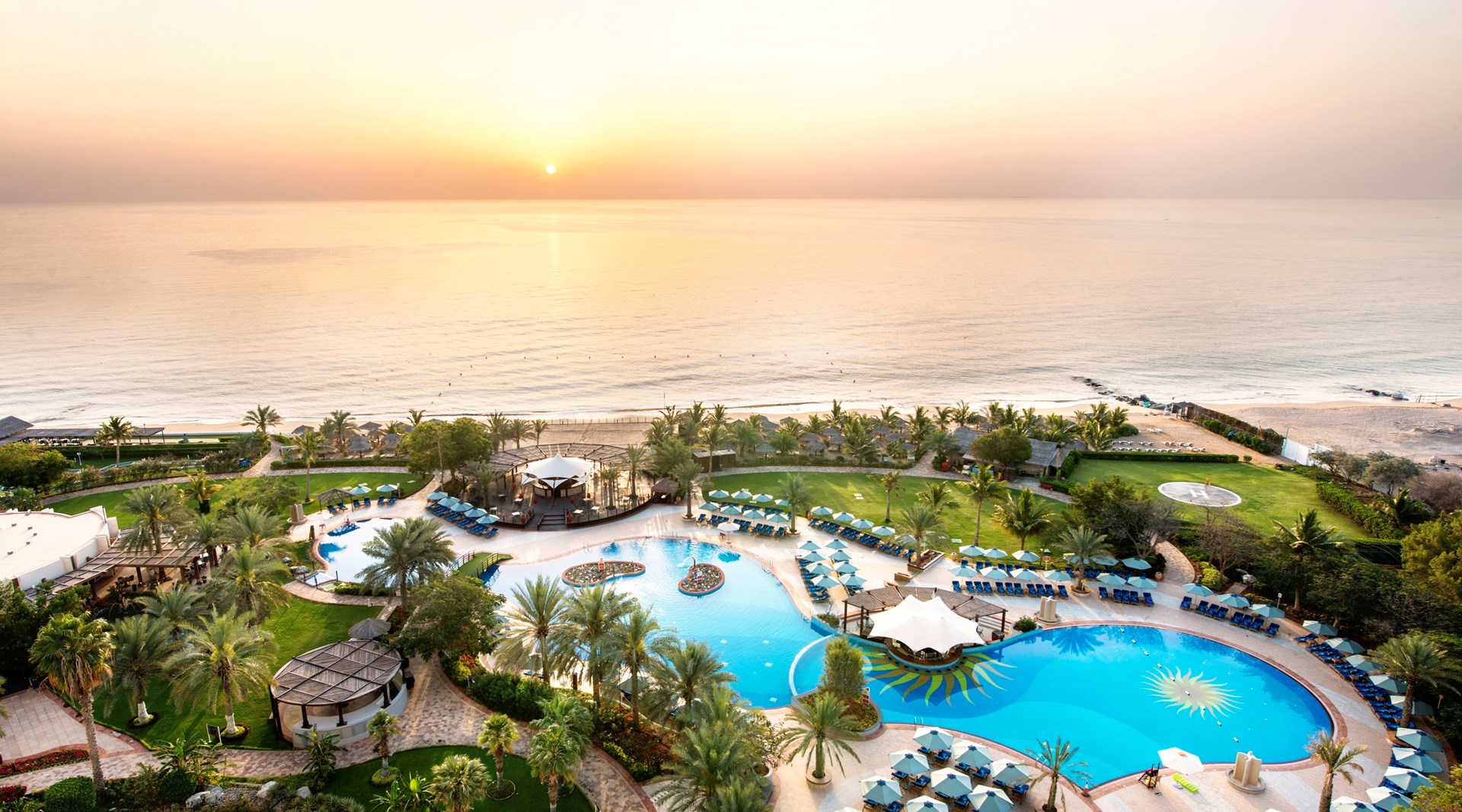 All inclusive & onbeperkt familieplezier Le Meridien Al Aqah Beach Resort